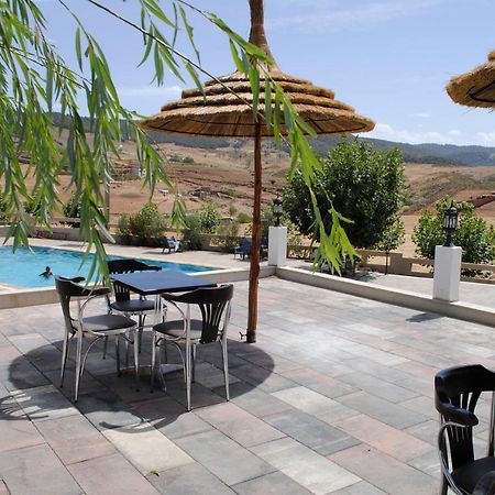 Tamanoucht Hotel Ifrane  Eksteriør billede
