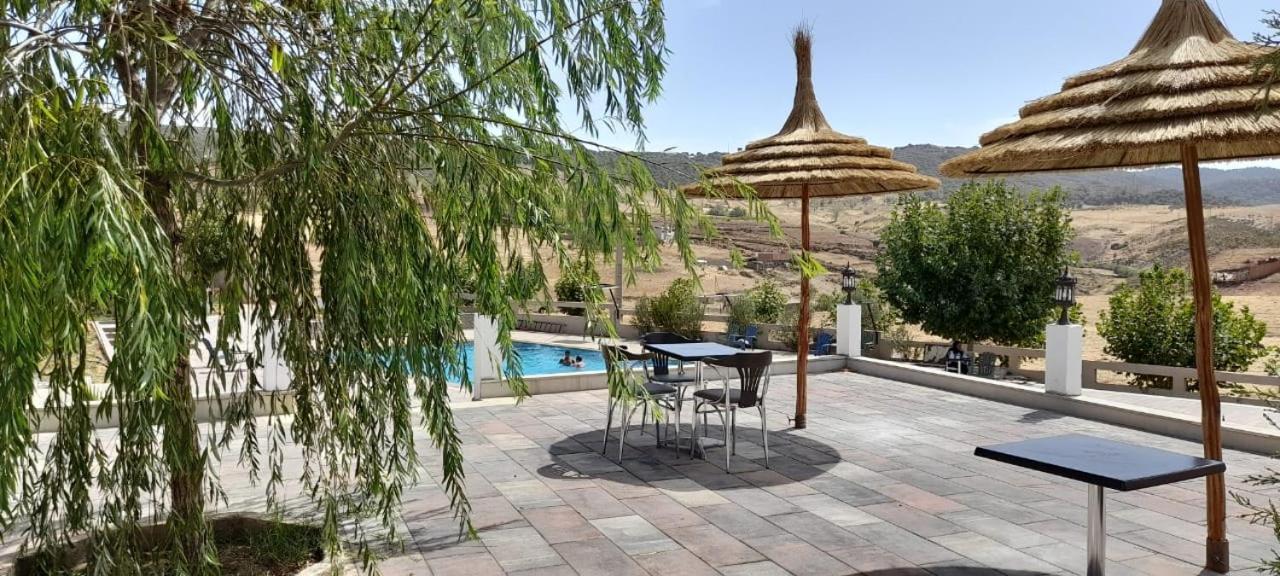 Tamanoucht Hotel Ifrane  Eksteriør billede