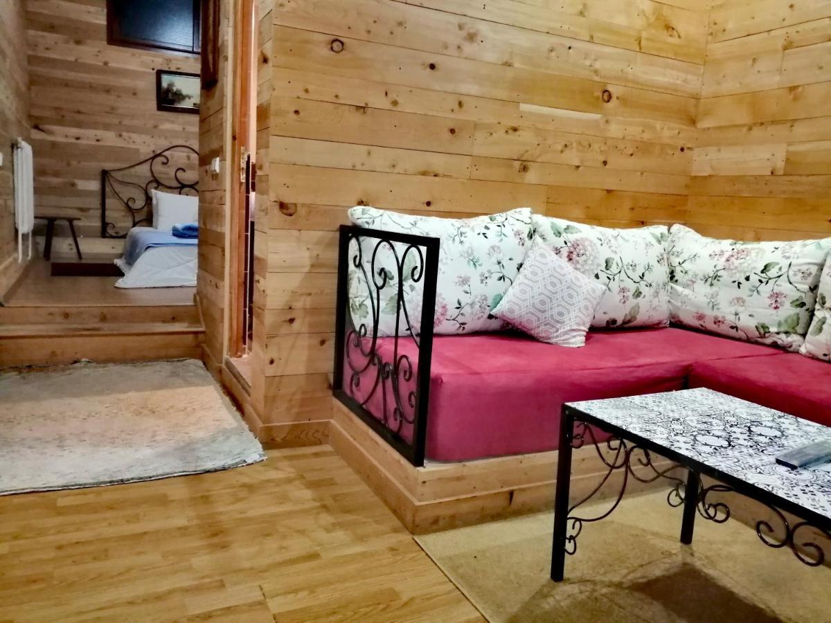 Tamanoucht Hotel Ifrane  Eksteriør billede